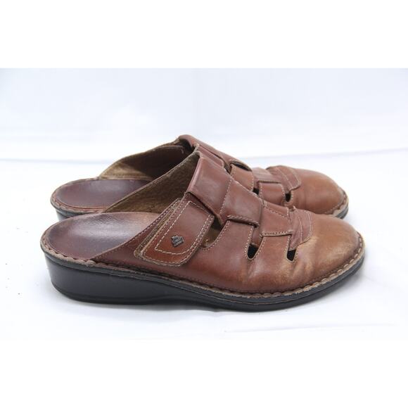 Finn Comfort Sandals Womens EU 39 US 8-8.5 Brown Leather Slides Comfort Flats - Picture 1 of 7